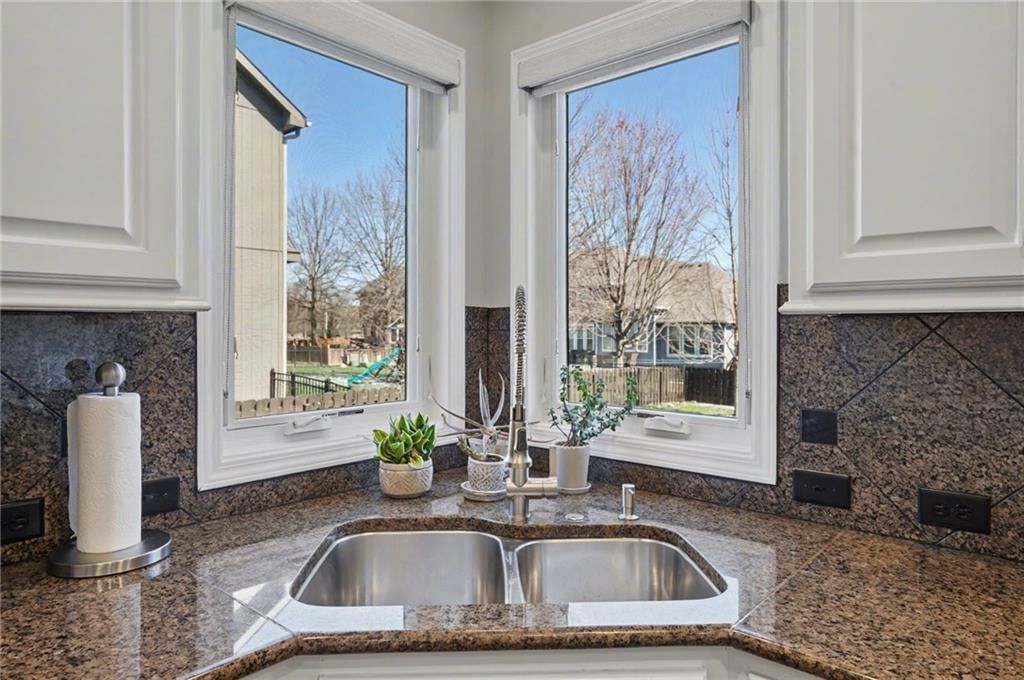 5511 Chouteau Street — photo 18