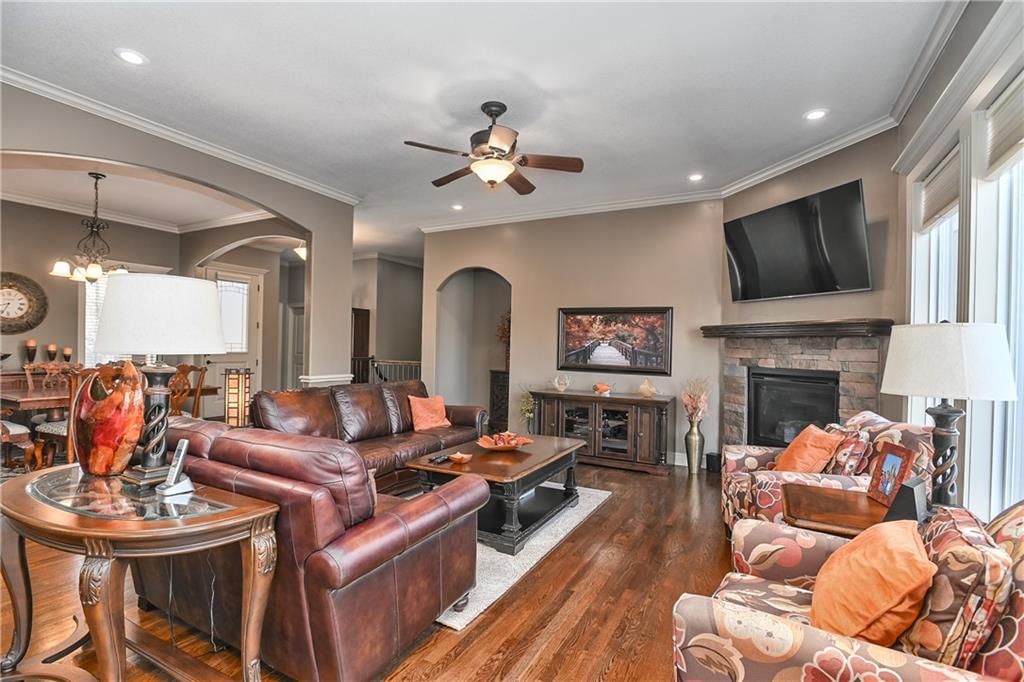 215 S Canyon Drive — photo 11