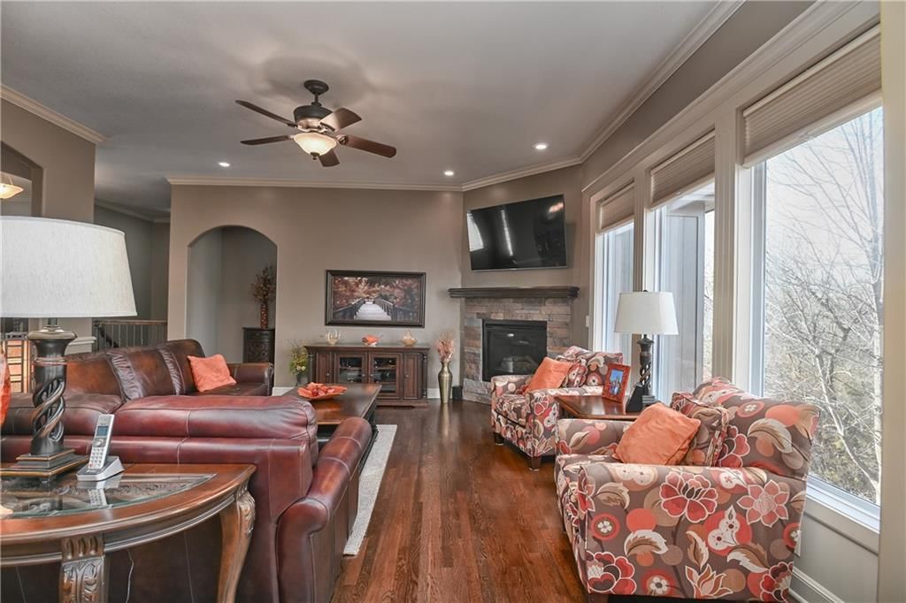 215 S Canyon Drive — photo 12