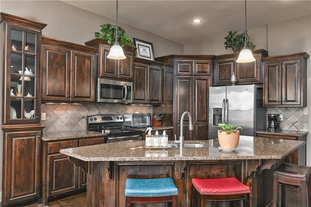 215 S Canyon Drive — photo 17