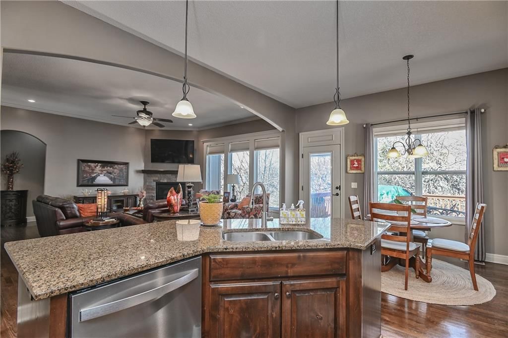 215 S Canyon Drive — photo 19