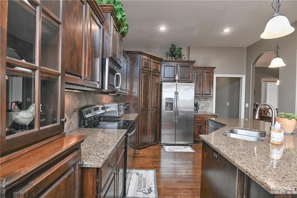 215 S Canyon Drive — photo 20