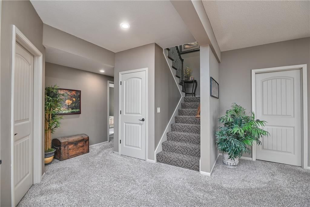 215 S Canyon Drive — photo 34
