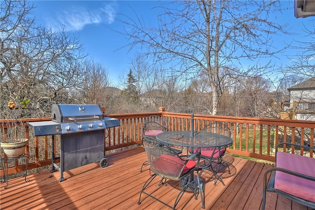 215 S Canyon Drive — photo 46