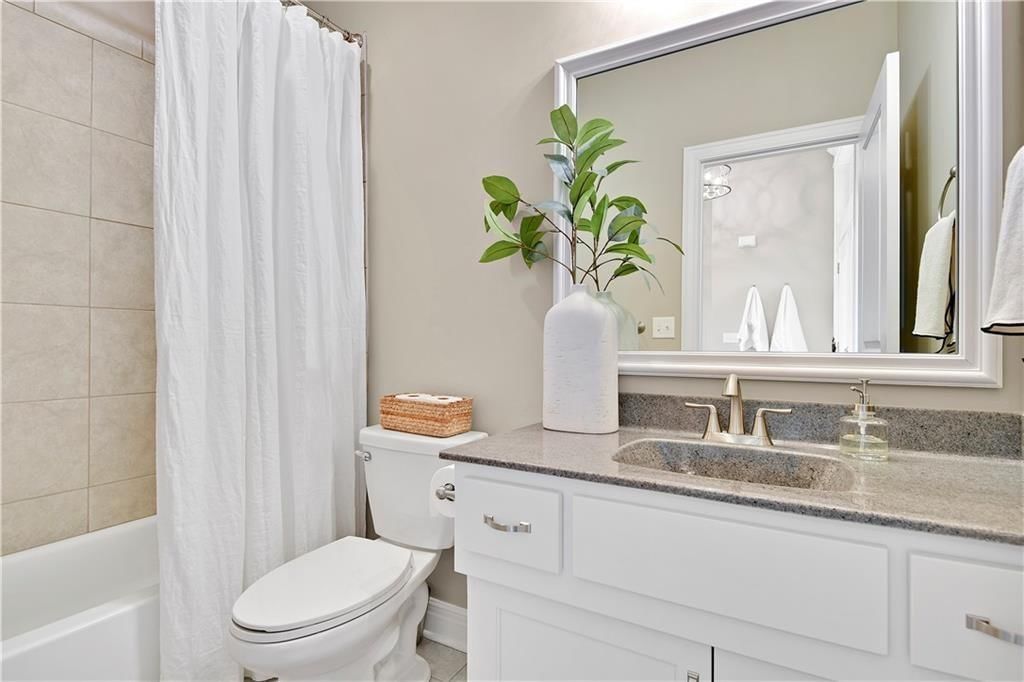 14641 Thousand Oaks Place — photo 24