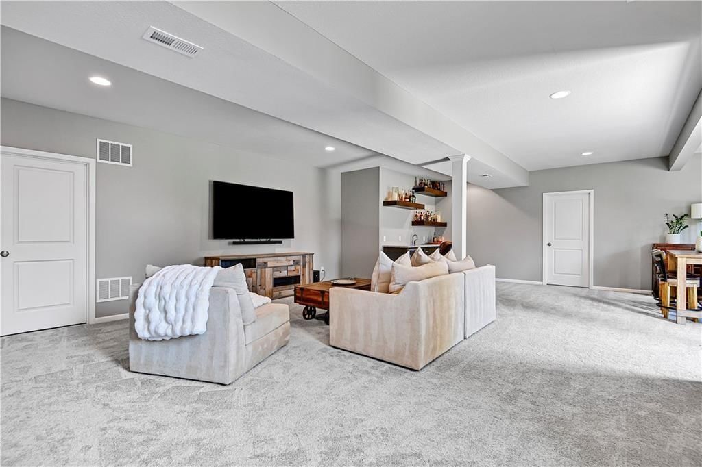 14641 Thousand Oaks Place — photo 32
