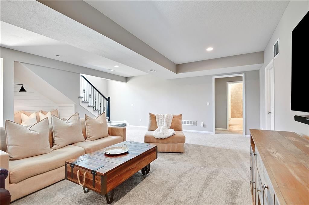 14641 Thousand Oaks Place — photo 36
