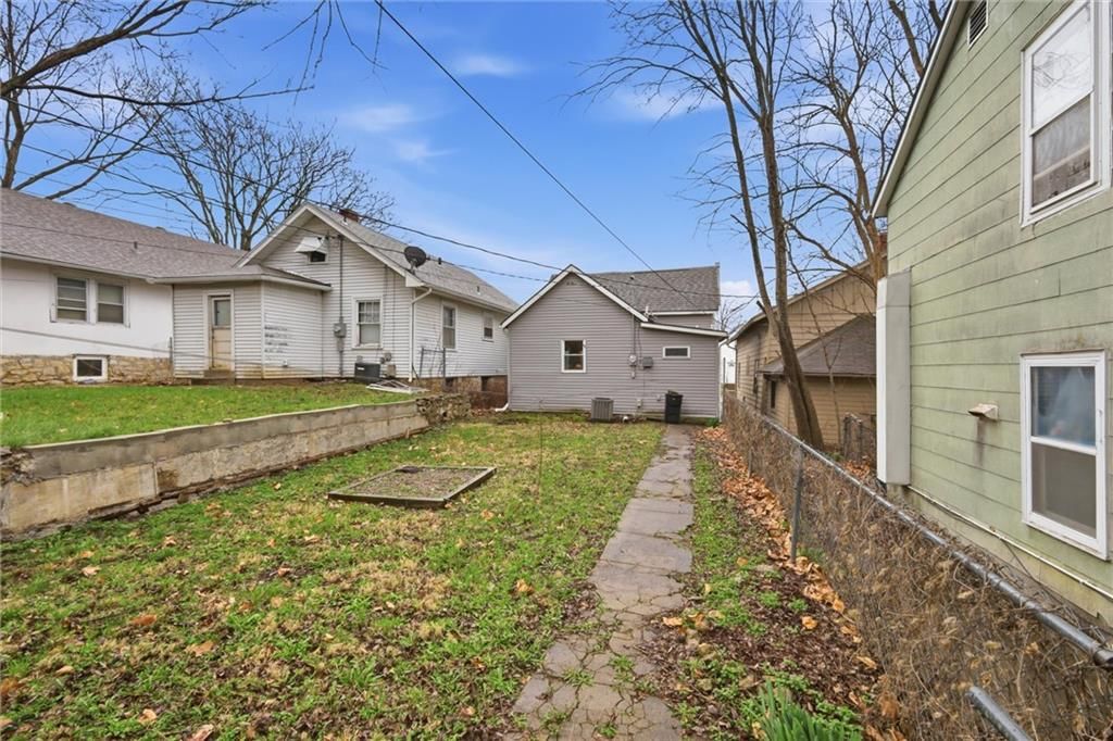 526 Kiowa Street — photo 24
