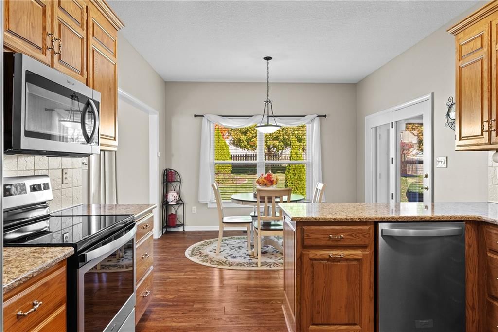 1511 NE Craigievar Court — photo 17