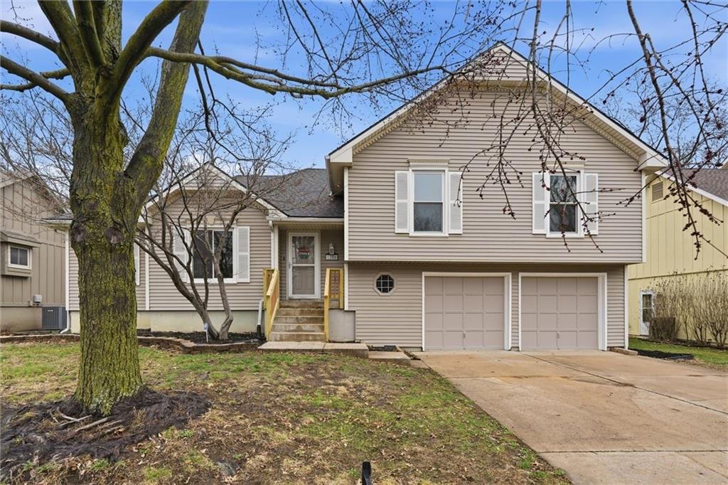 1200 SE 7th Street, Lee's Summit, MO