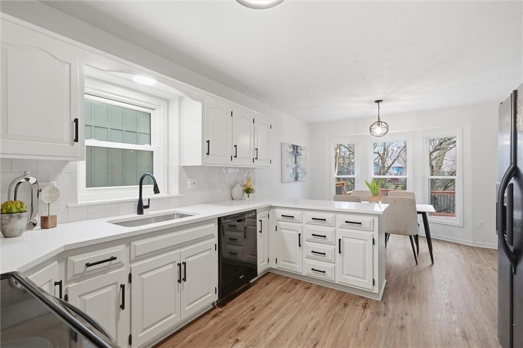 1200 SE 7th Street — photo 9