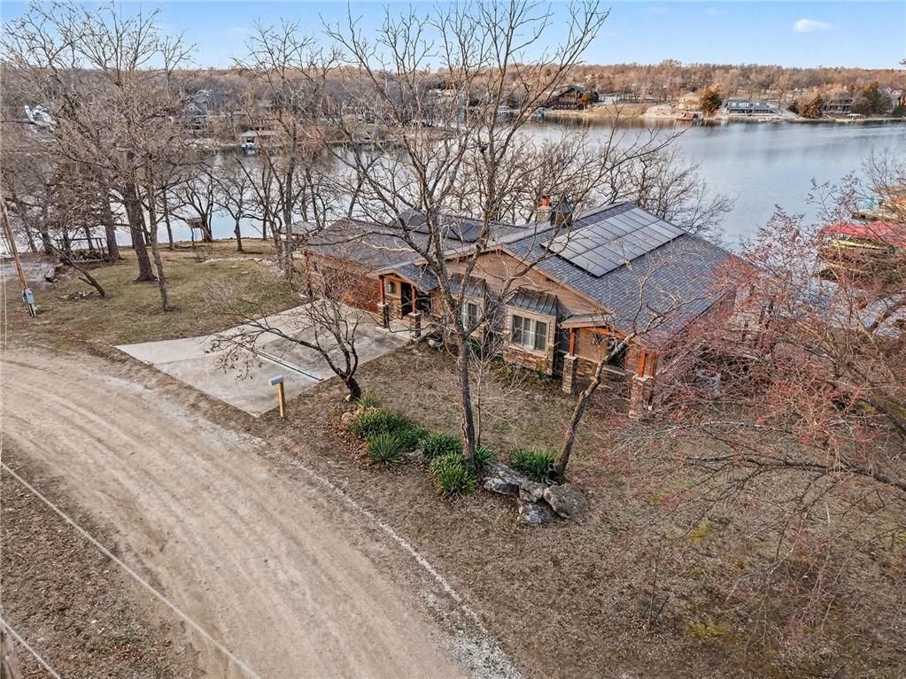 89 Maple Drive — photo 3