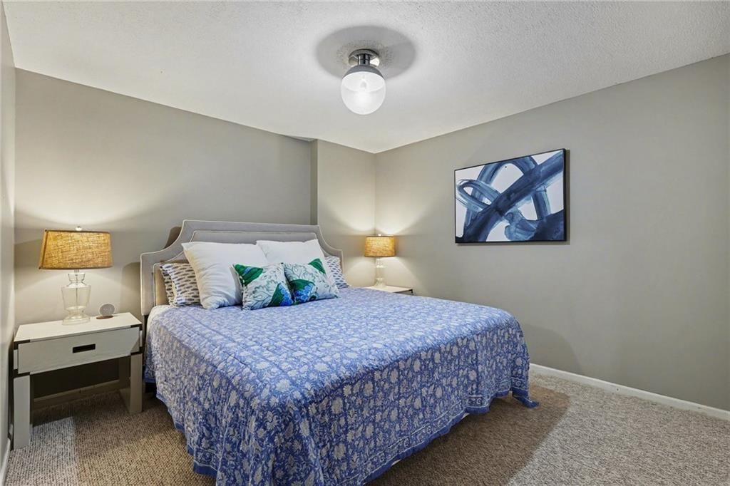 89 Maple Drive — photo 30