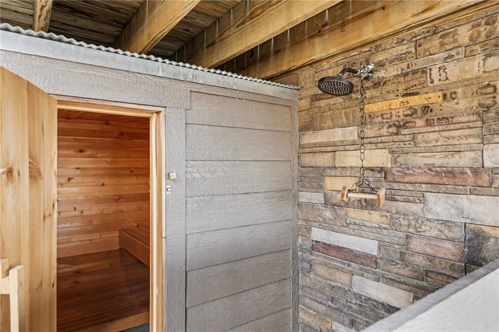 89 Maple Drive — photo 38