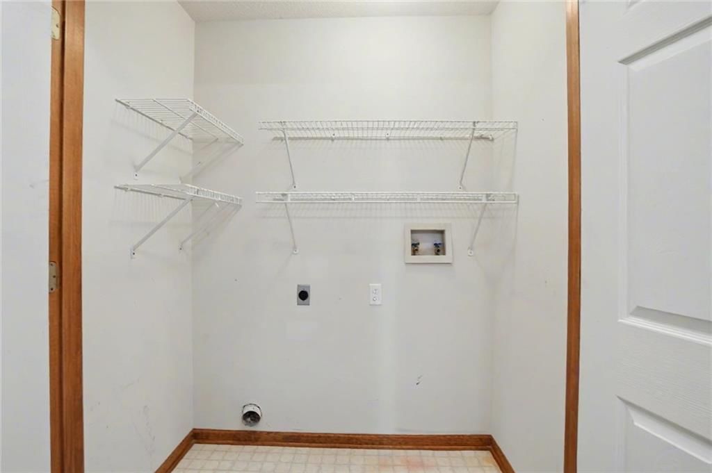 350 N Cottonwood Street — photo 25
