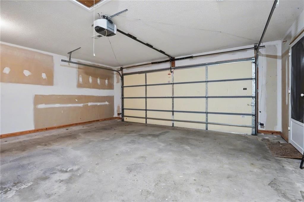 350 N Cottonwood Street — photo 26