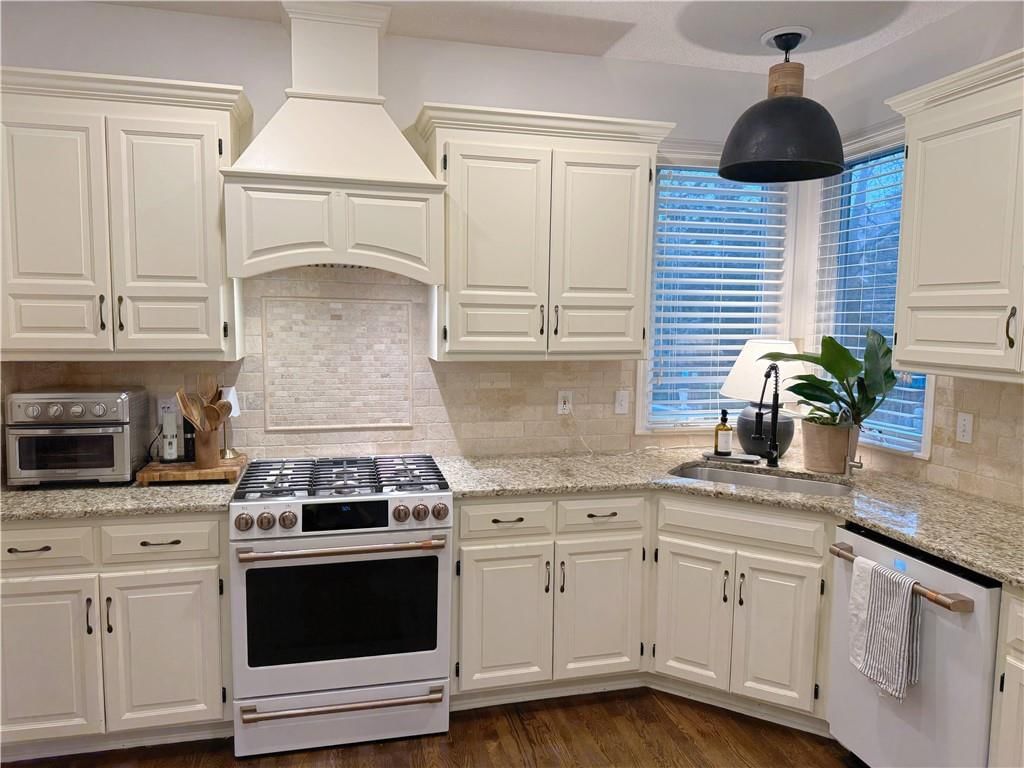 8410 W 145th Street — photo 7
