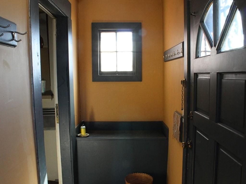 2247 Van Brunt Boulevard — photo 4