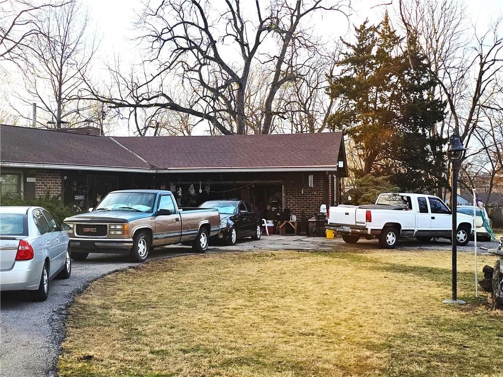 6319 Robin Hood Drive — photo 2