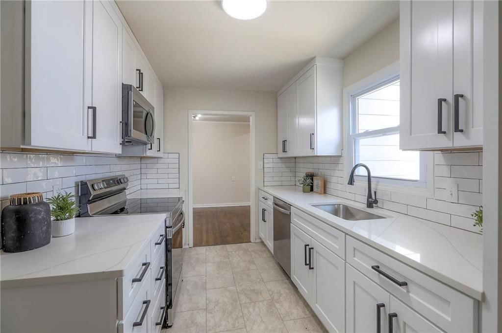 7115 Outlook Street — photo 9