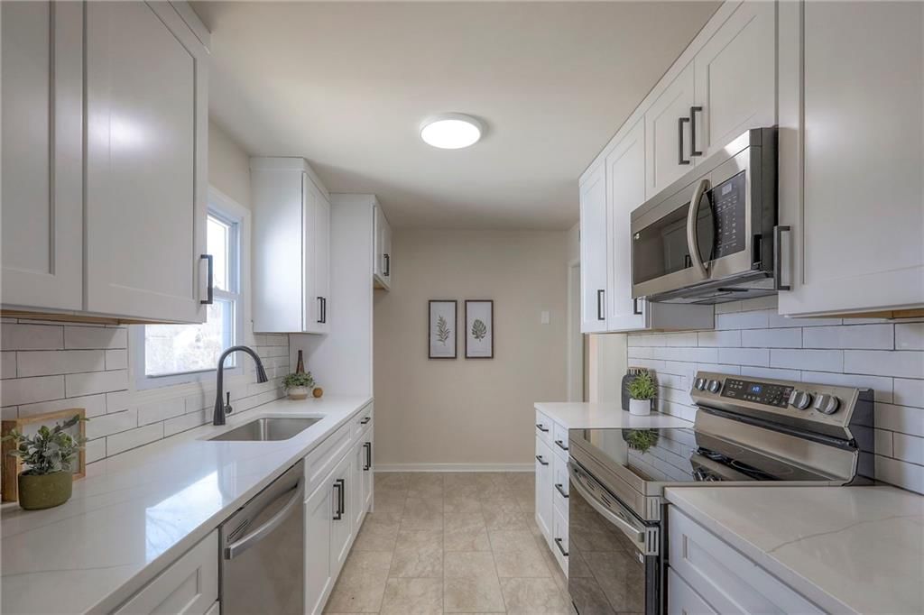 7115 Outlook Street — photo 10