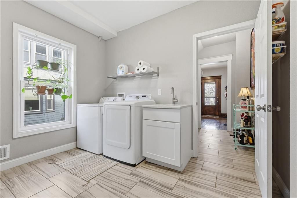 4128 Mercier Street — photo 18