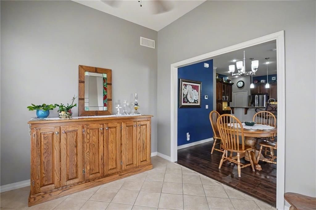 2250 Lake Pointe Drive — photo 7