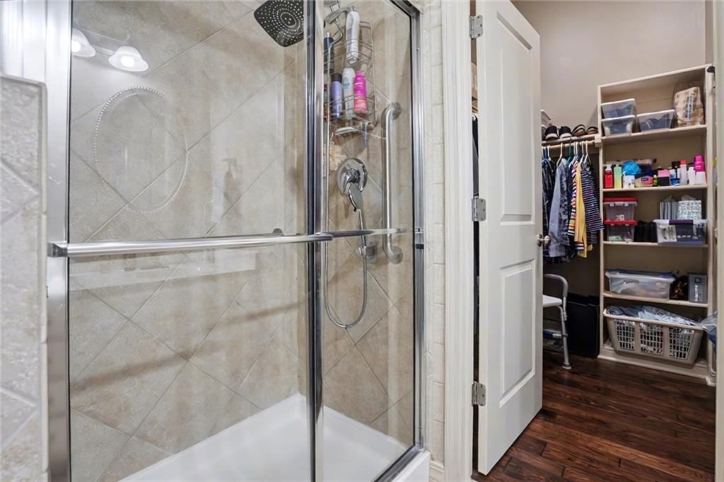 2250 Lake Pointe Drive — photo 19