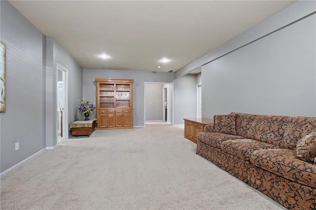 2250 Lake Pointe Drive — photo 21