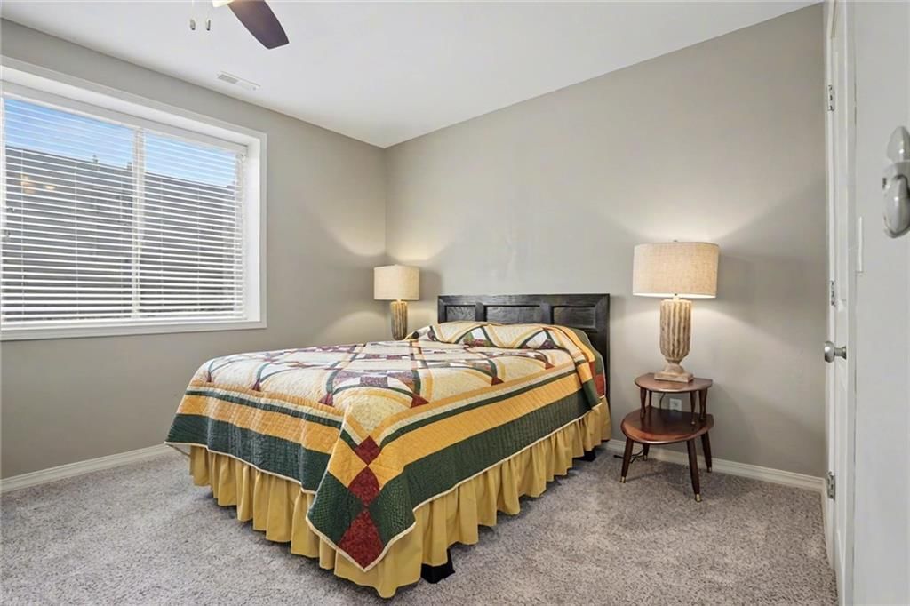 2250 Lake Pointe Drive — photo 23