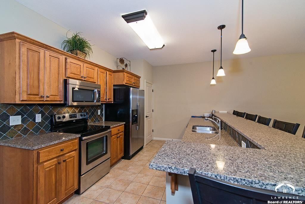 2250 Lake Pointe Drive — photo 31