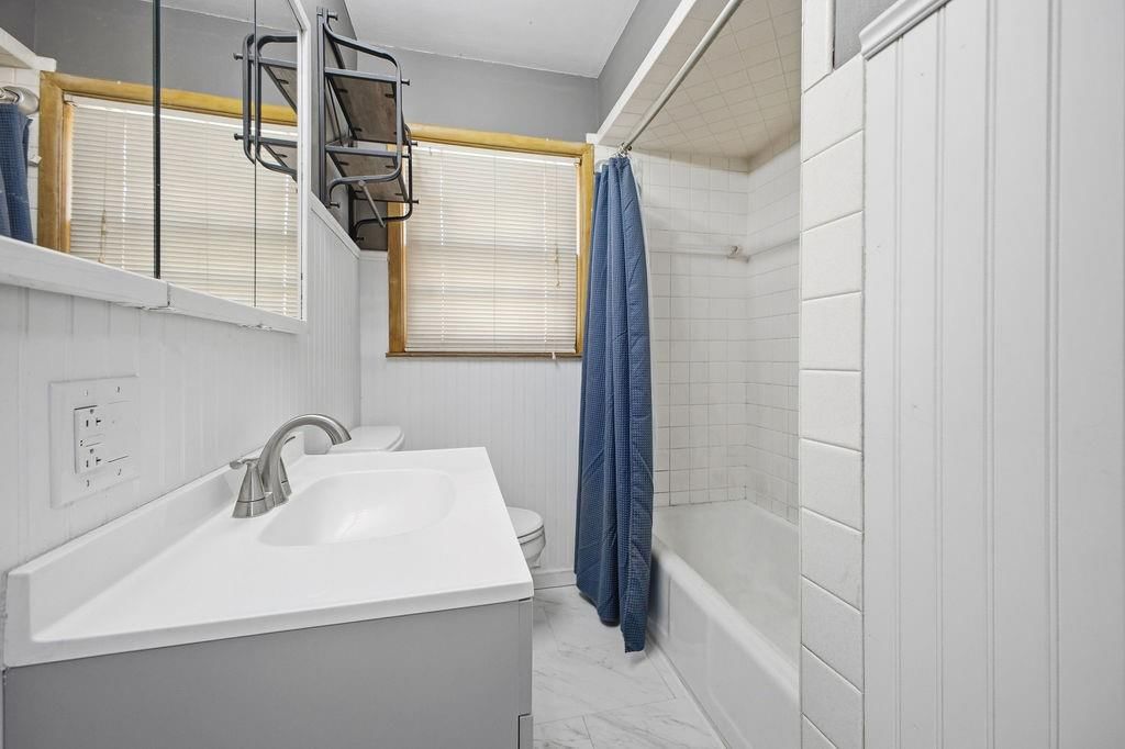 2610 Parallel Avenue — photo 21