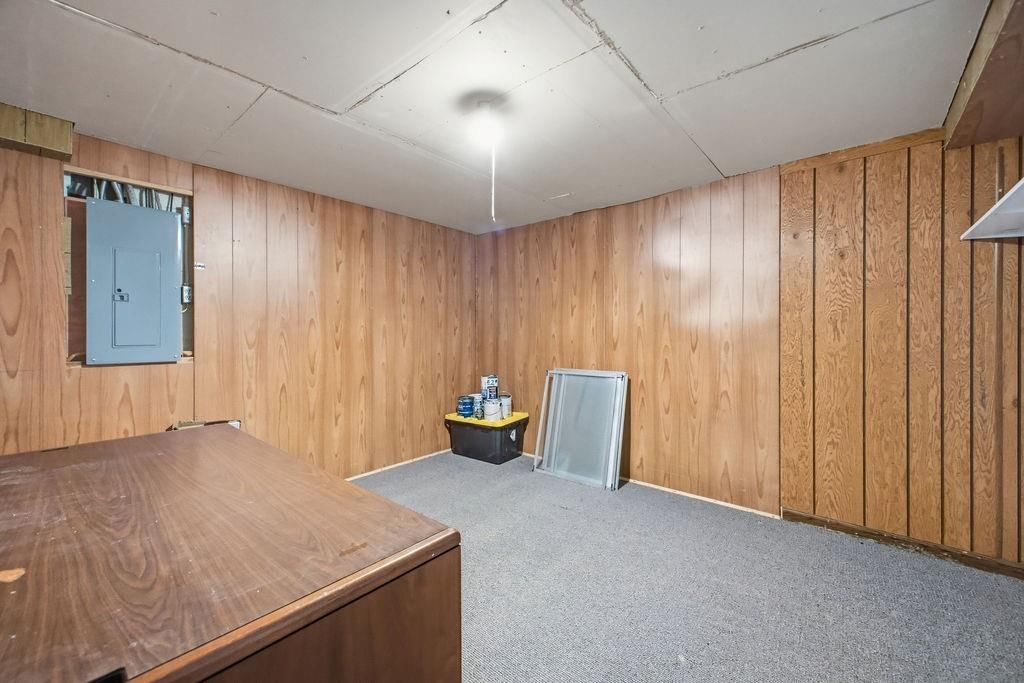 2610 Parallel Avenue — photo 25
