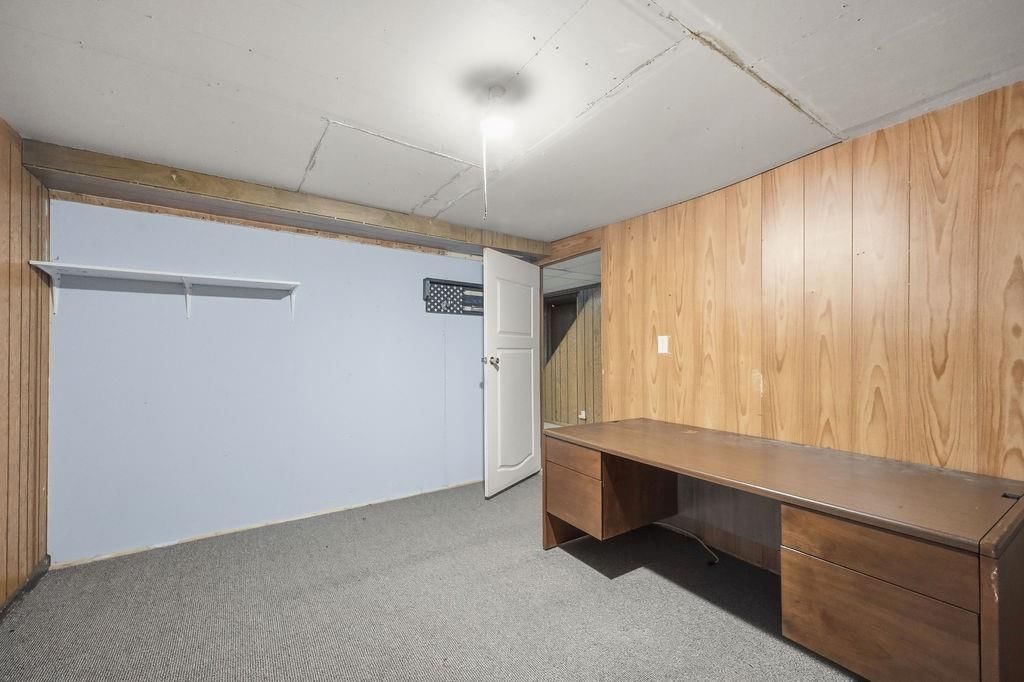 2610 Parallel Avenue — photo 27