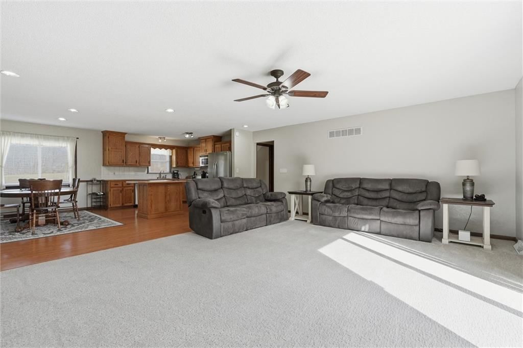 10423 NE 124th Street — photo 5
