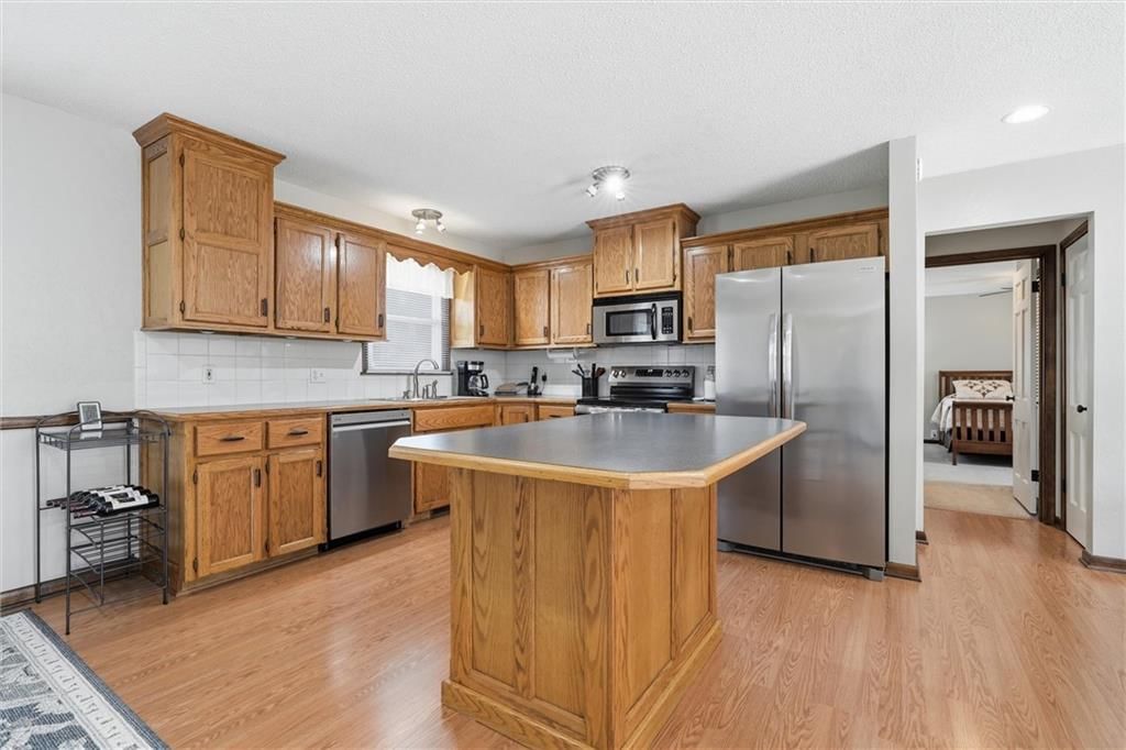 10423 NE 124th Street — photo 10