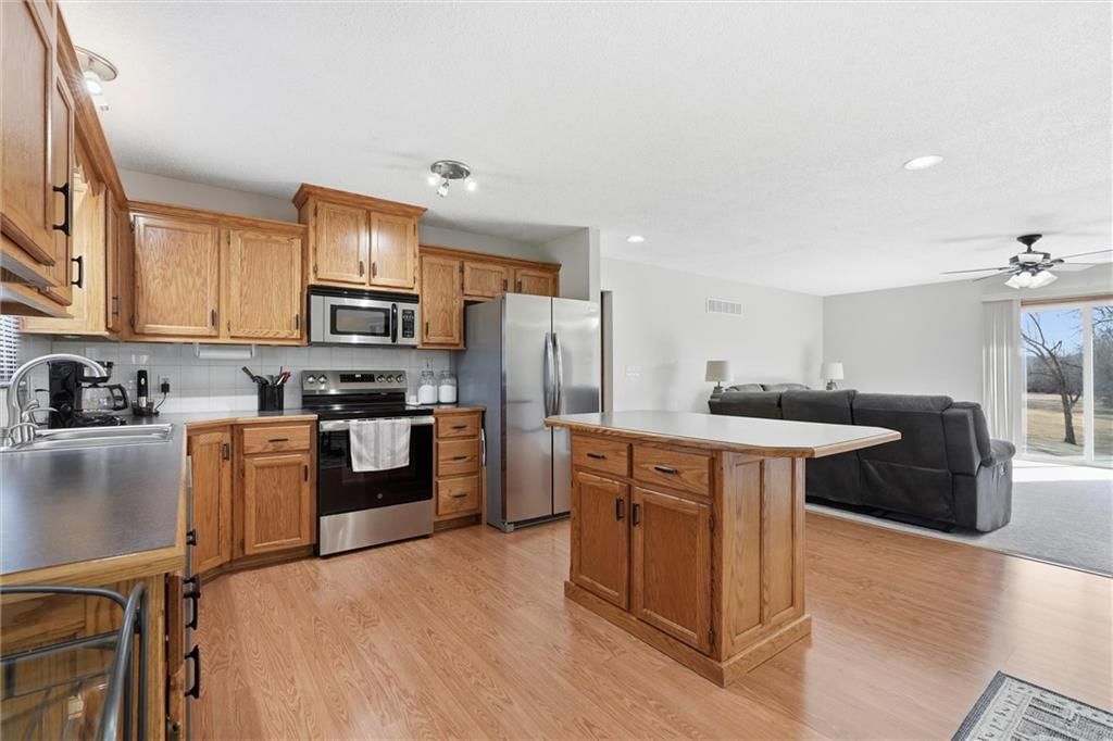 10423 NE 124th Street — photo 12