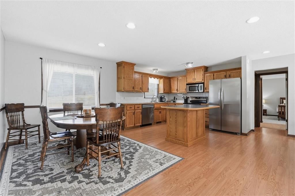 10423 NE 124th Street — photo 14