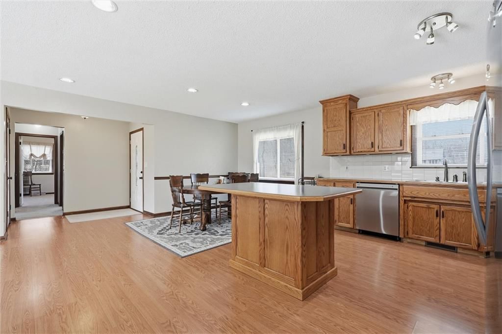 10423 NE 124th Street — photo 16