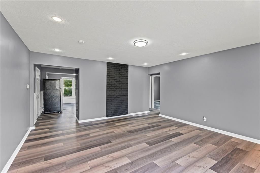 5611 Oakland Avenue — photo 5