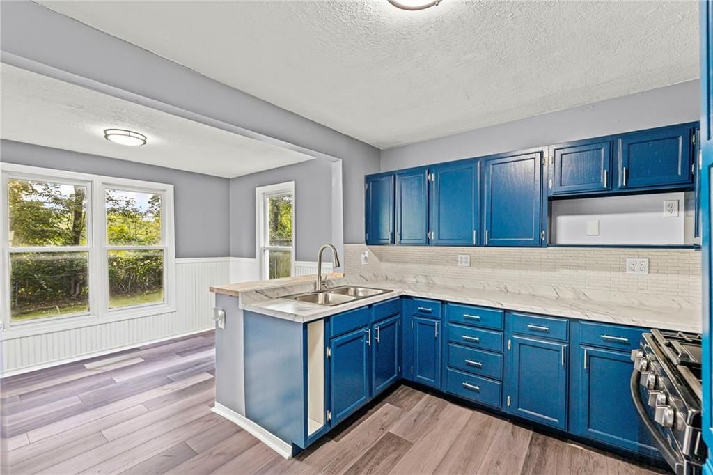 5611 Oakland Avenue — photo 7