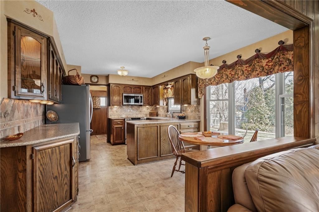 10251 Goddard Street — photo 9