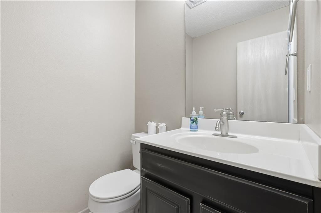 9723 N LEWIS Avenue — photo 12