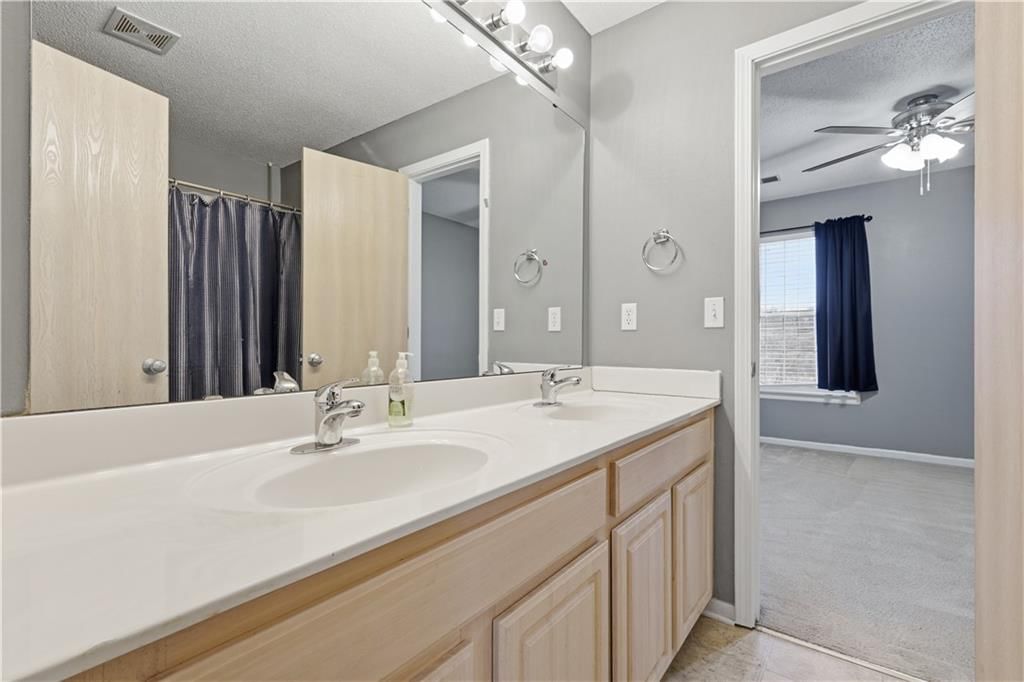 9723 N LEWIS Avenue — photo 21