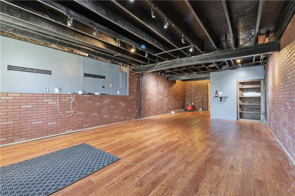 9723 N LEWIS Avenue — photo 25