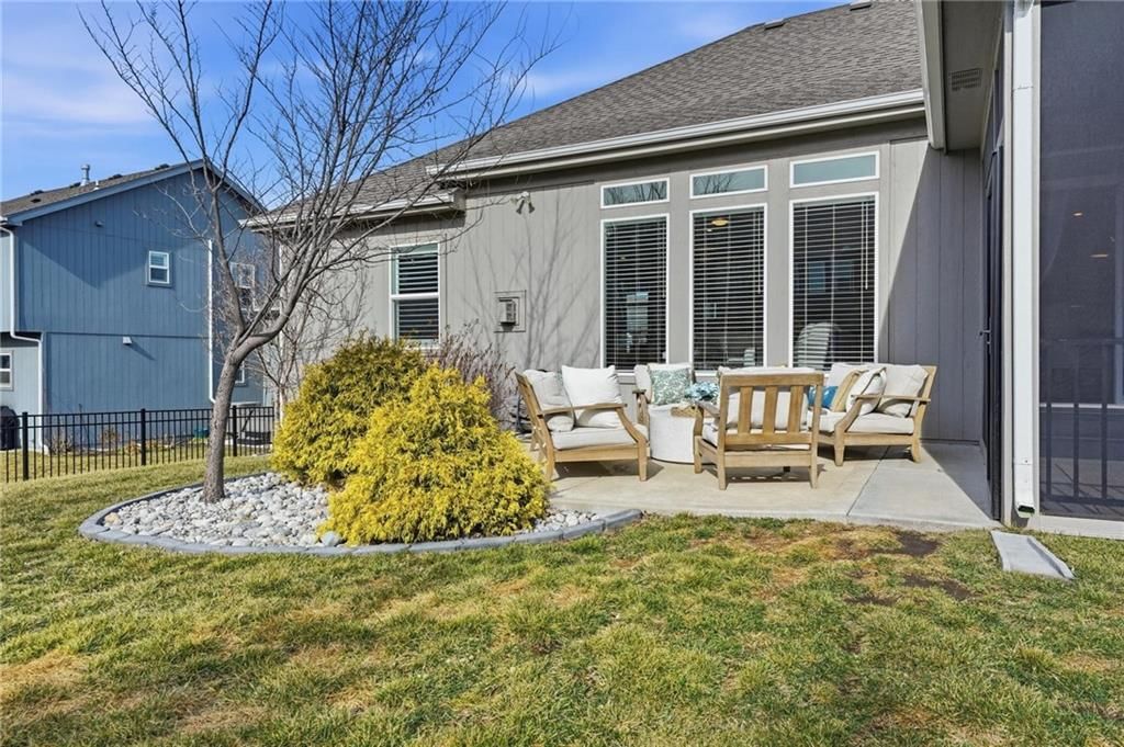 10014 N Palmer Avenue — photo 41