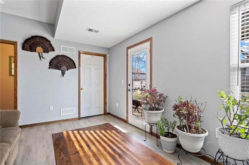 1303 N 3rd Street E — photo 22