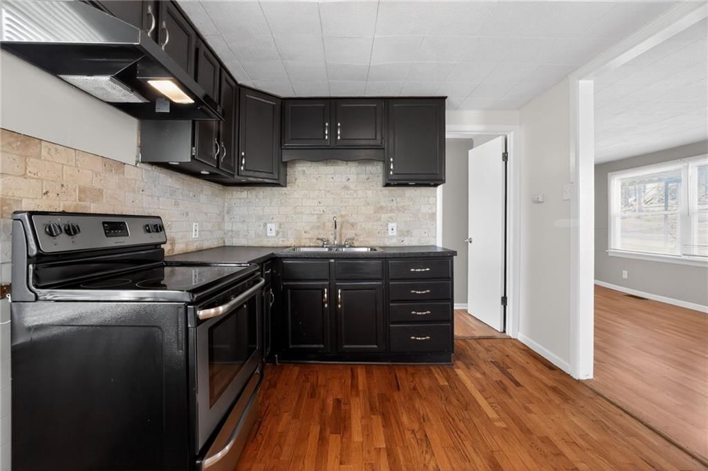 2209 S Hawthorne Avenue — photo 18