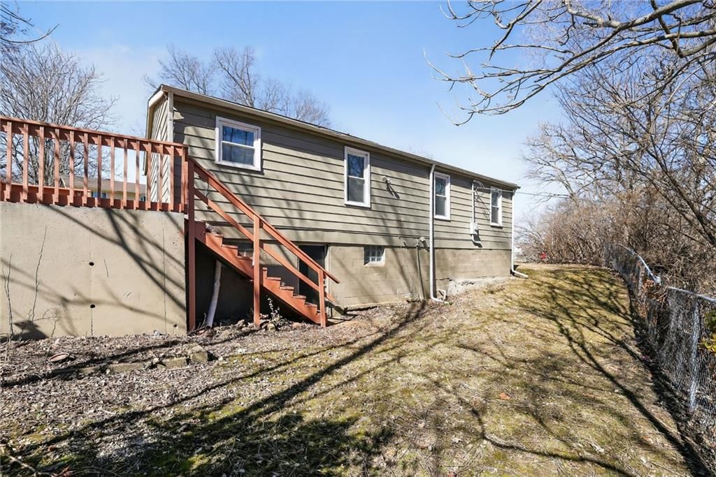 2209 S Hawthorne Avenue — photo 27