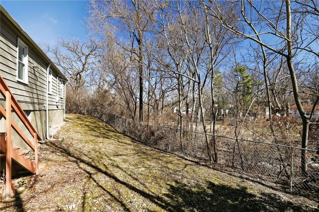2209 S Hawthorne Avenue — photo 28